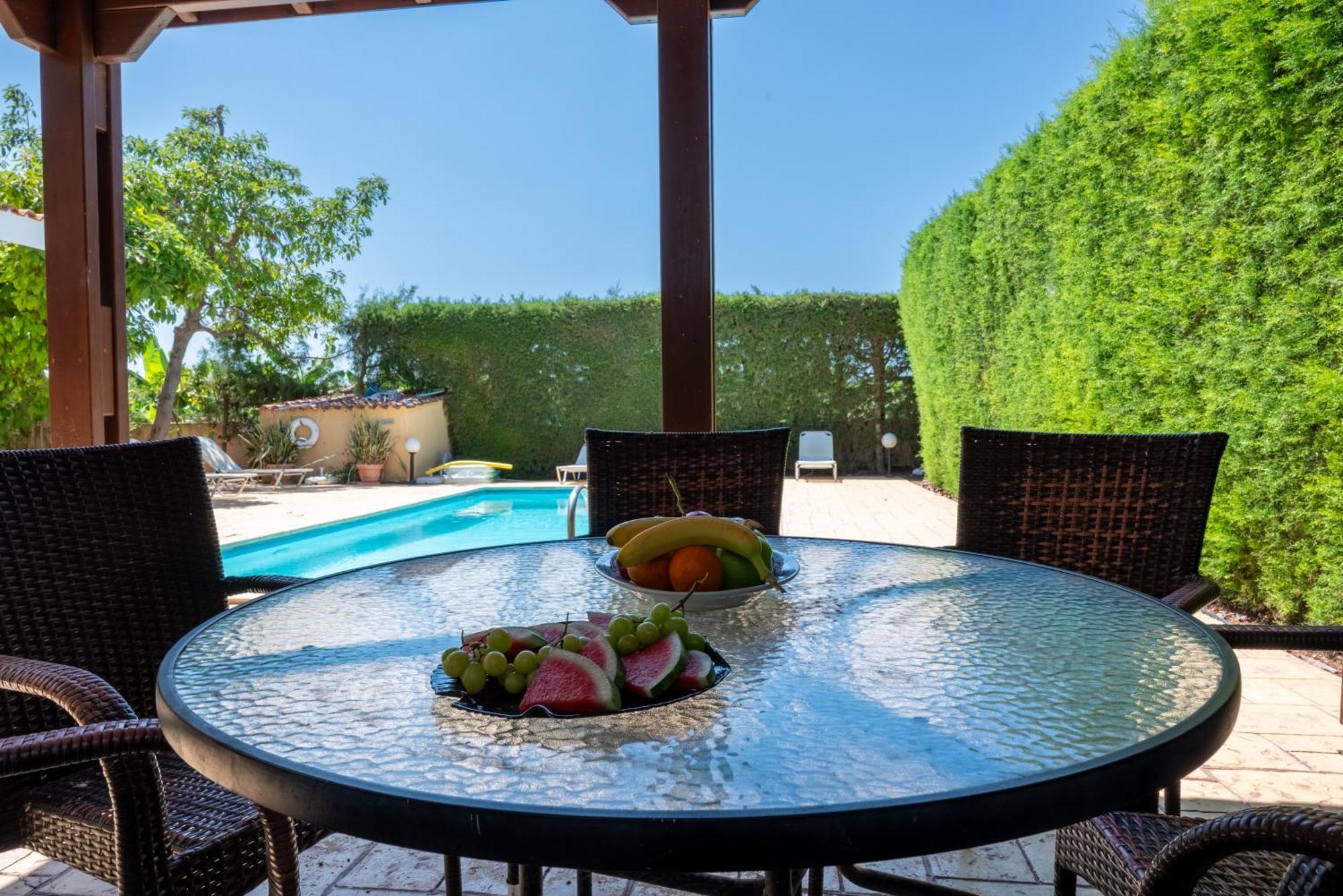 Villa Aspasia In Peyia, Private Pool & 3 Ensuite Bedrooms * Paphos