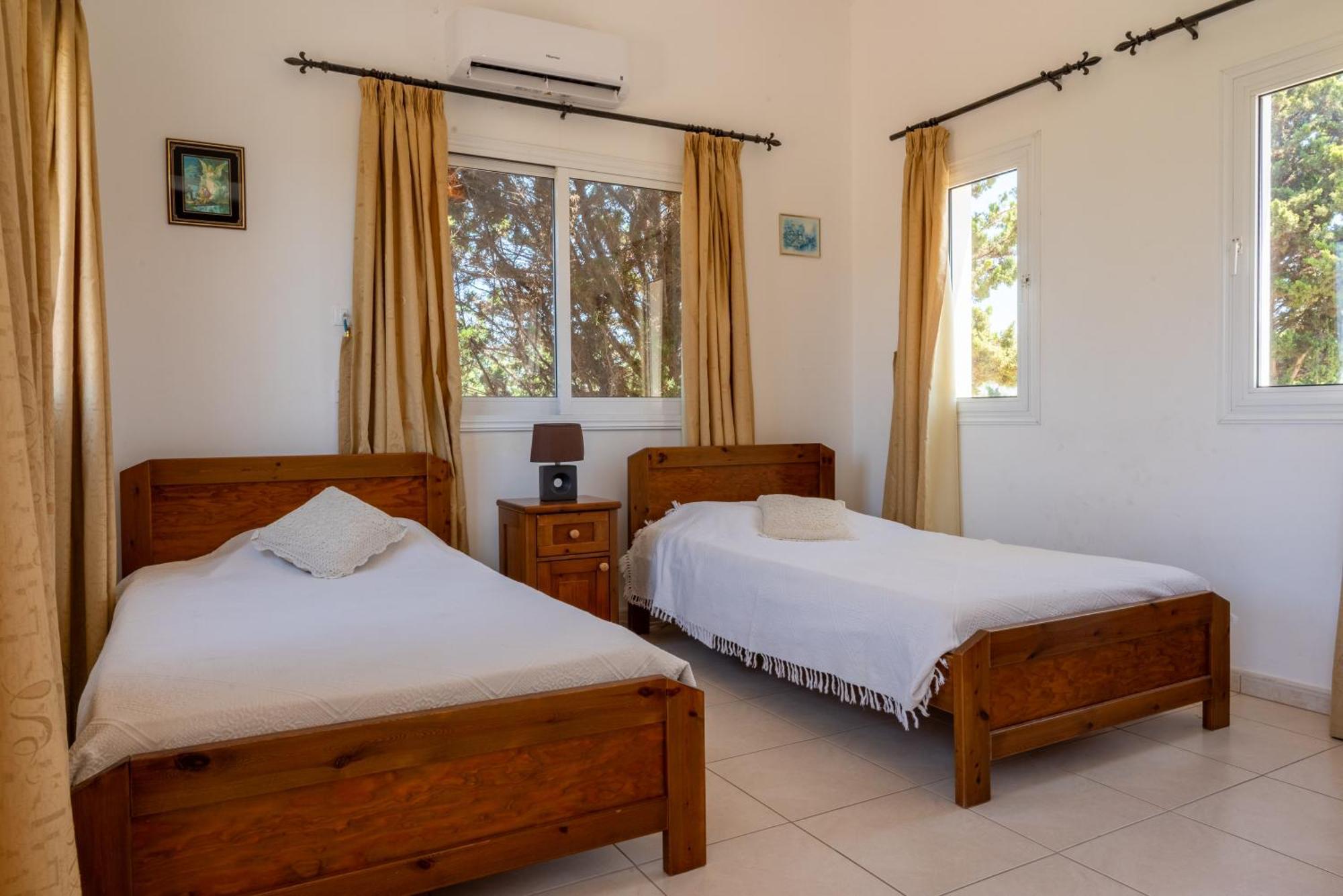 Villa Villa Aspasia In Peyia, Private Pool & 3 Ensuite Bedrooms